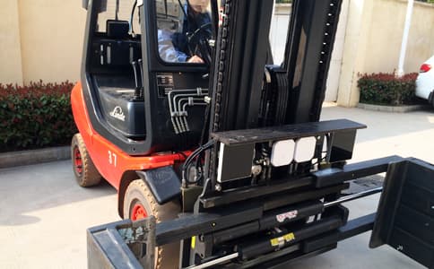 智能倉儲叉車RFID技術(shù)改裝方案