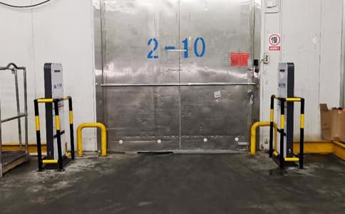 配置靈活RFID閱讀器UR6258應用于倉儲進出