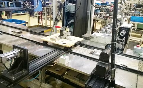 RFID超高頻抗金屬耐高溫標簽UT8427應用于智能制造工業產線