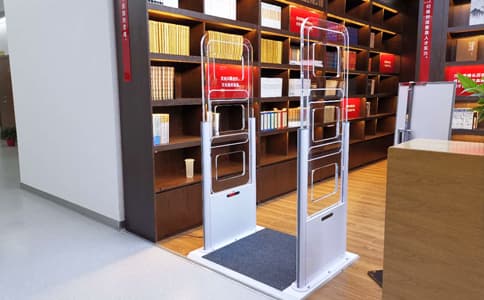 針對中小學，院校，企事業單位小型圖書室的云圖書館介紹